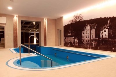 Nový vnitřní bazén ve VILE ANTOANETA Luhačovice